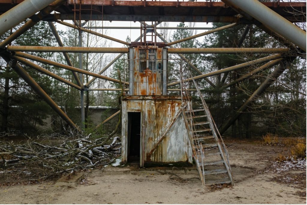 The 240 metre tall structure is a mesh of metal, antennae and wiring.